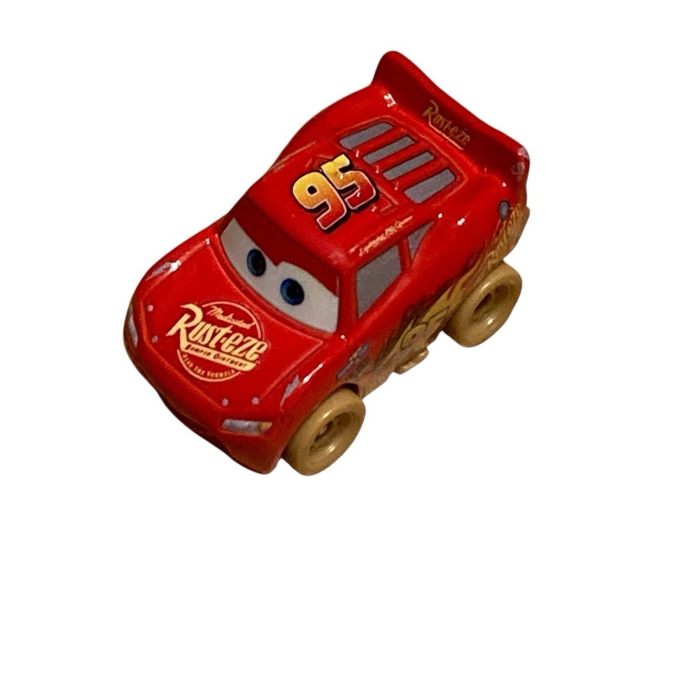 Lightning McQueen Red Mini Die Cast Racers Dirty Muddy Cars Pixar Movie 2016